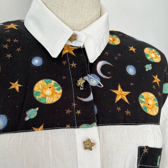 Universe Themed Button Down Shirt - Picture 4 of 6